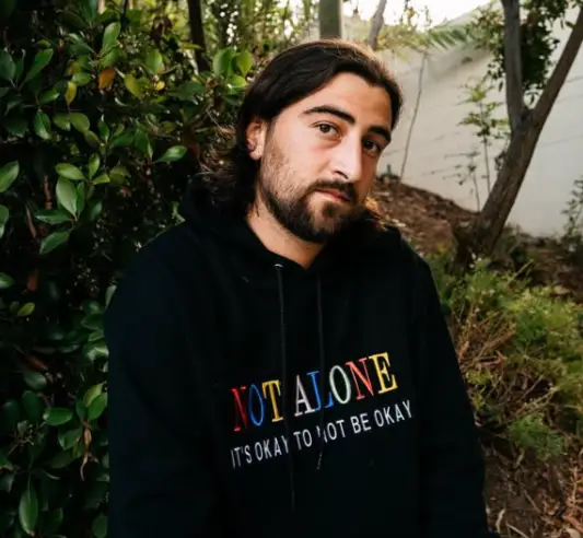 How Noah Kahan Rise to Stardom